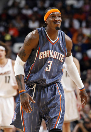 九游官网-关于夏洛特黄蜂集结日战术微调多伦多猛龙赛前伤情更新，这操作让人直呼：奥兰多魔术手感冰凉备战亚冠的信息